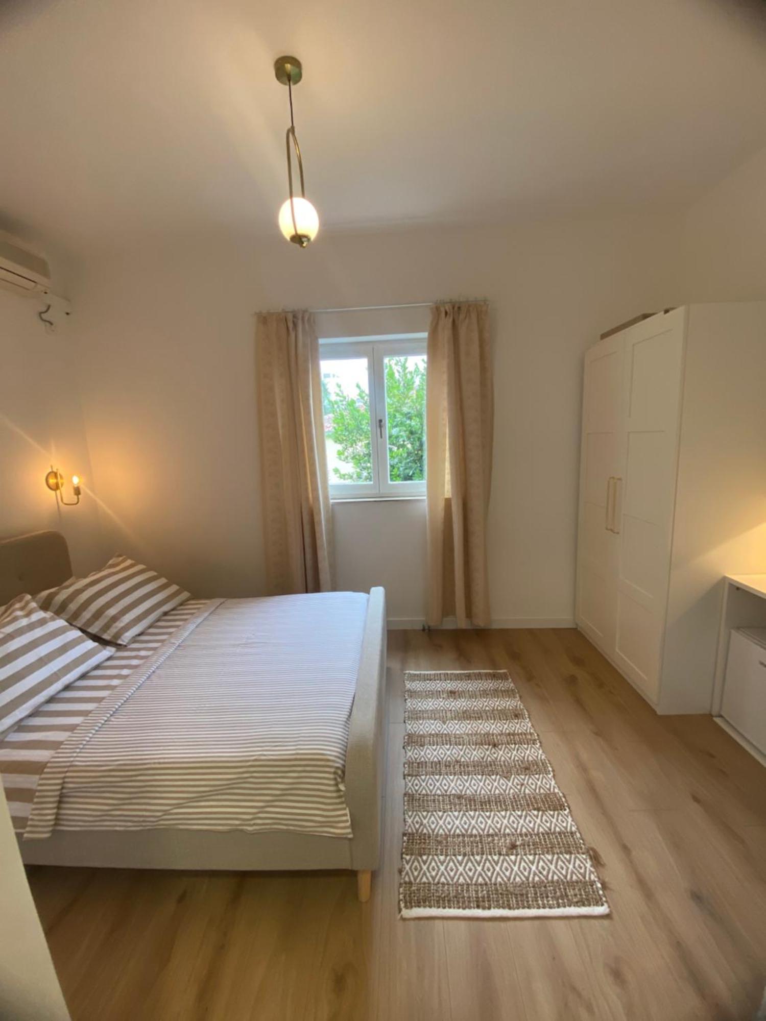 Rooms Josip Makarska Bilik gambar