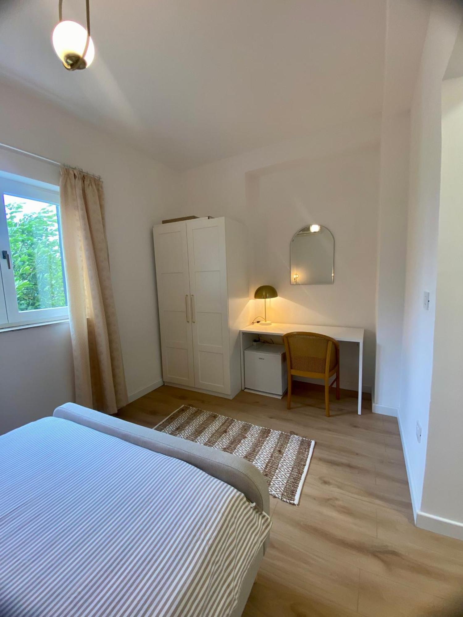 Rooms Josip Makarska Bilik gambar